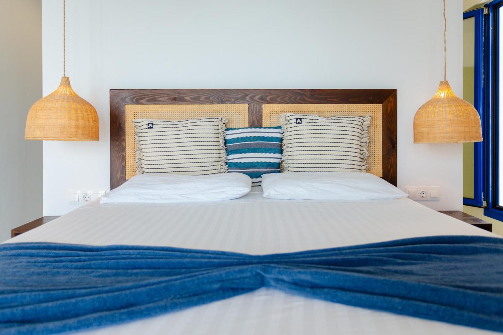 George Suites Stegna Архангелос Экстерьер фото