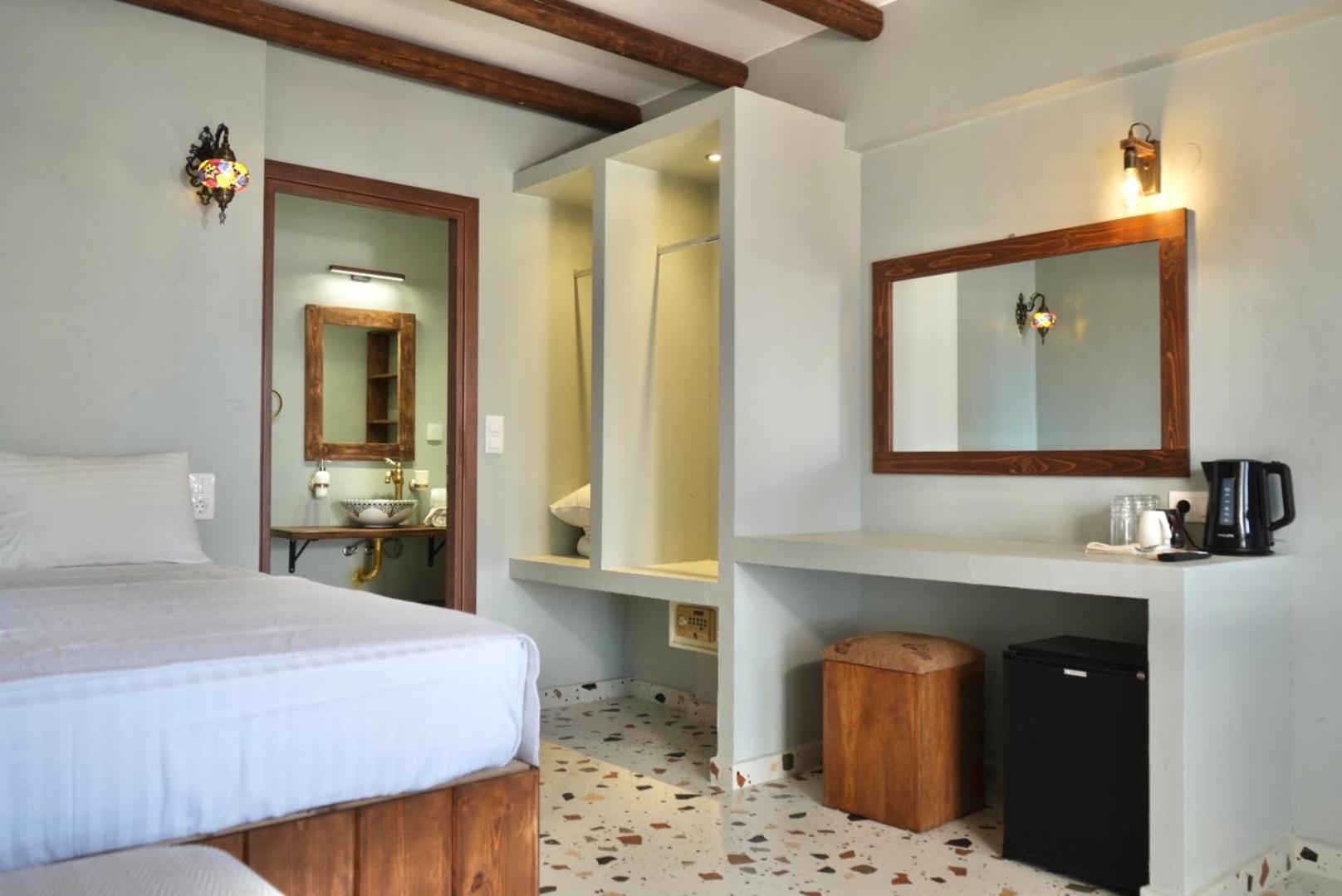 George Suites Stegna Архангелос Экстерьер фото